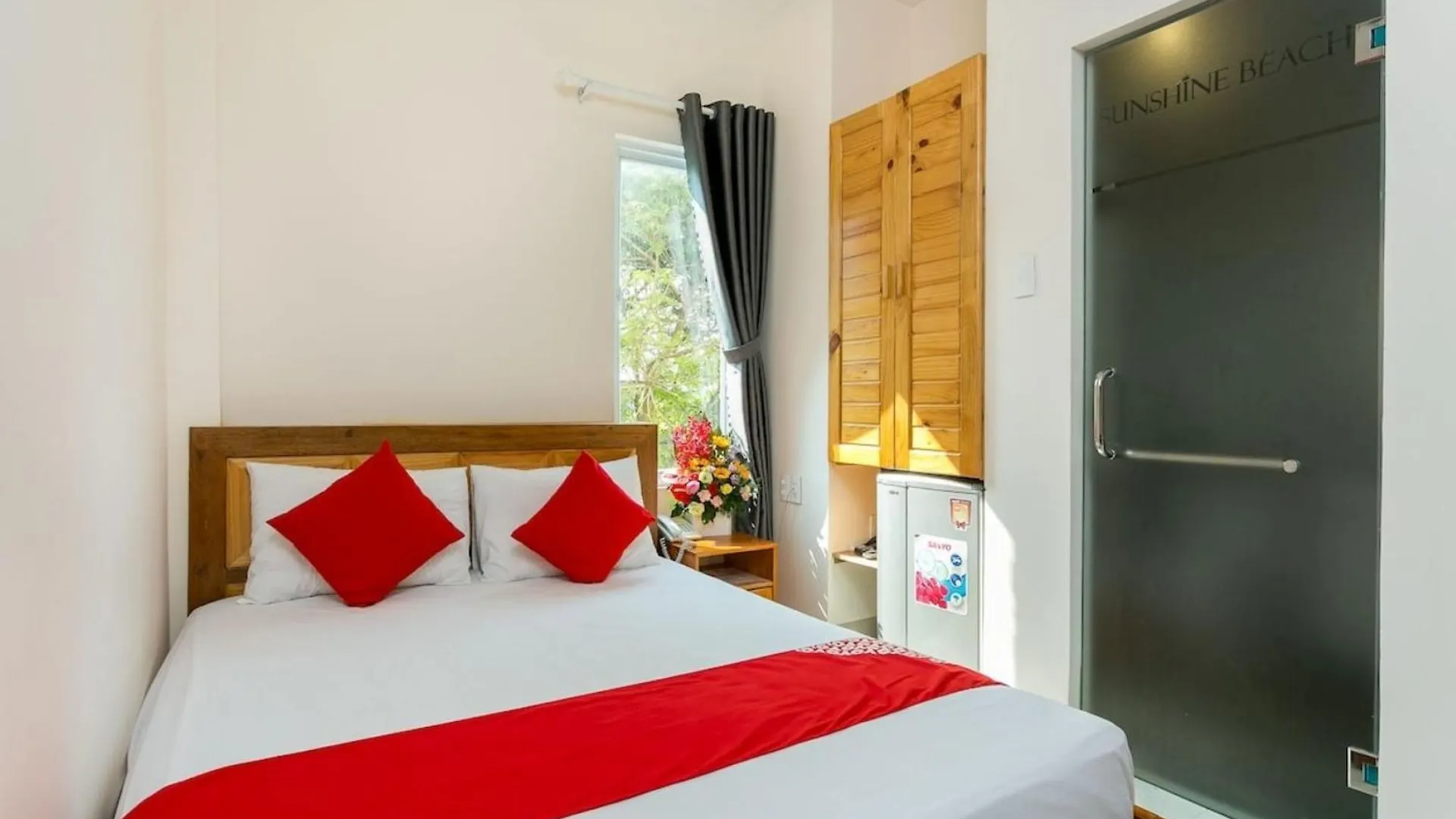 Sunshine Beach House - Center Of The Beach Da Nang Hotel