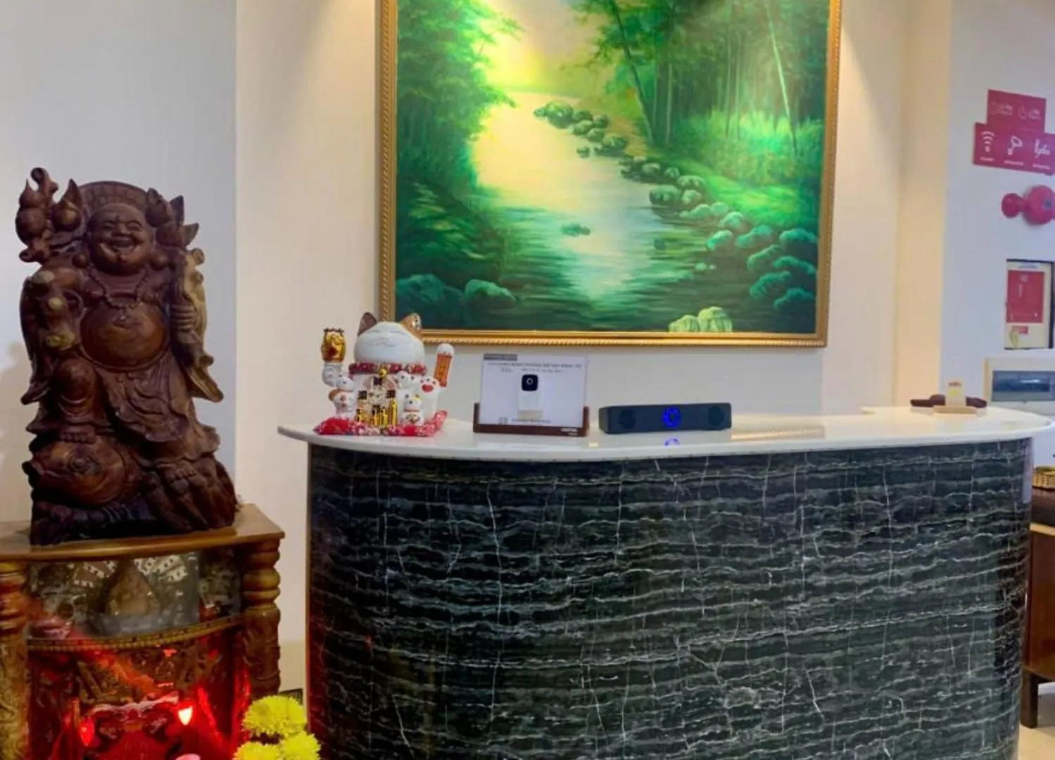 Sunshine Beach House - Center Of The Beach Da Nang Vietnam